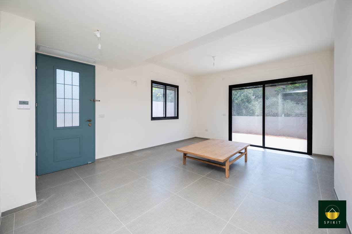 Brand-New Private Home | Prime Pedestrian Location – photo 6