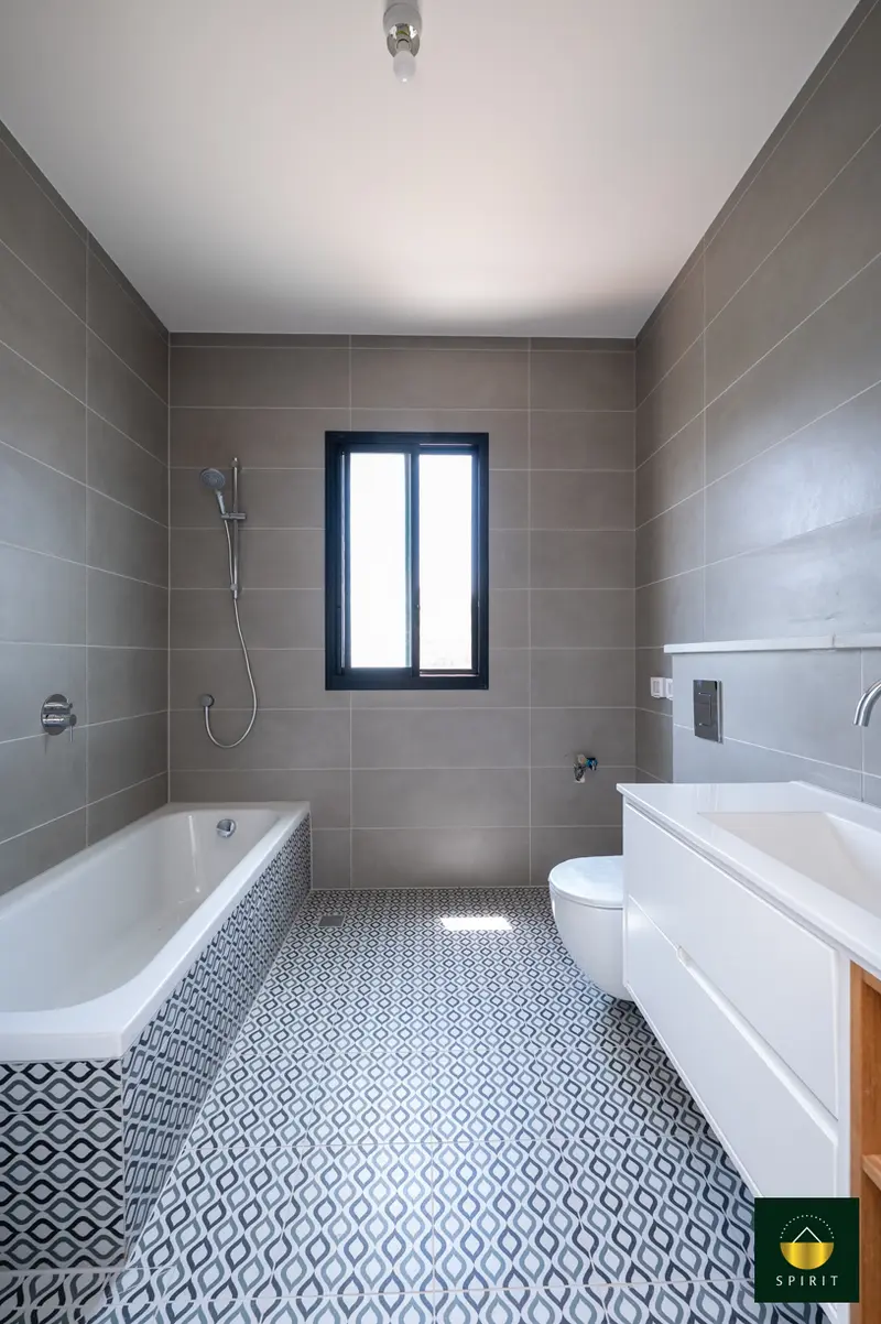 Brand-New Private Home | Prime Pedestrian Location – photo 4
