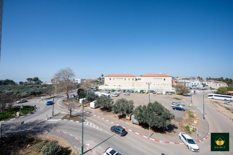 4 Bedroom Apartment | Ramat Zvi | Open Views + Partial Sea View – photo 6