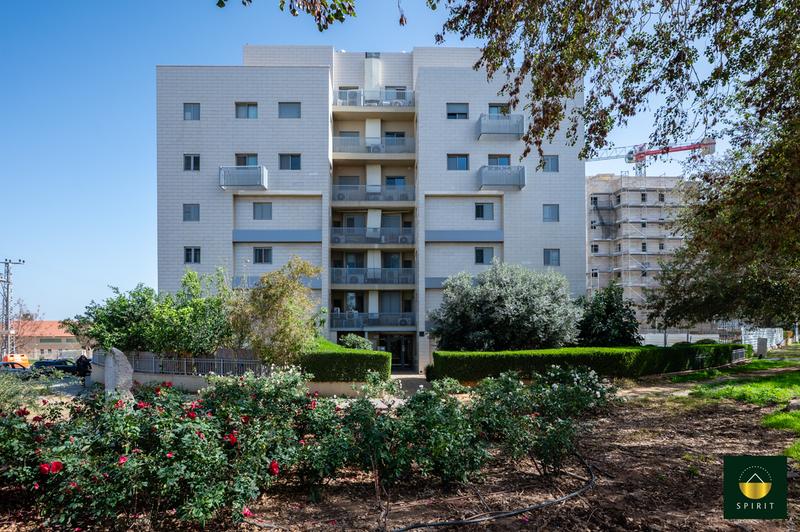 4 Bedroom Apartment | Ramat Zvi | Open Views + Partial Sea View – photo 8