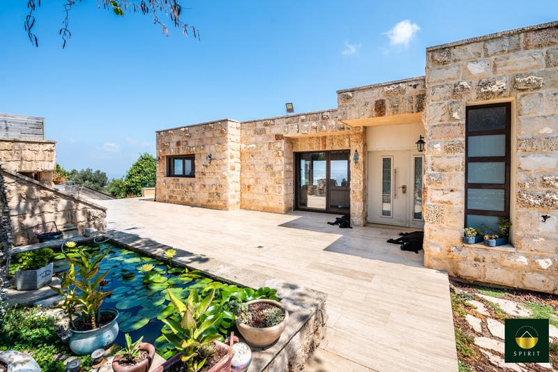 Northwestern Ridge Luxury Estate | Panoramic Sea Views – photo 4