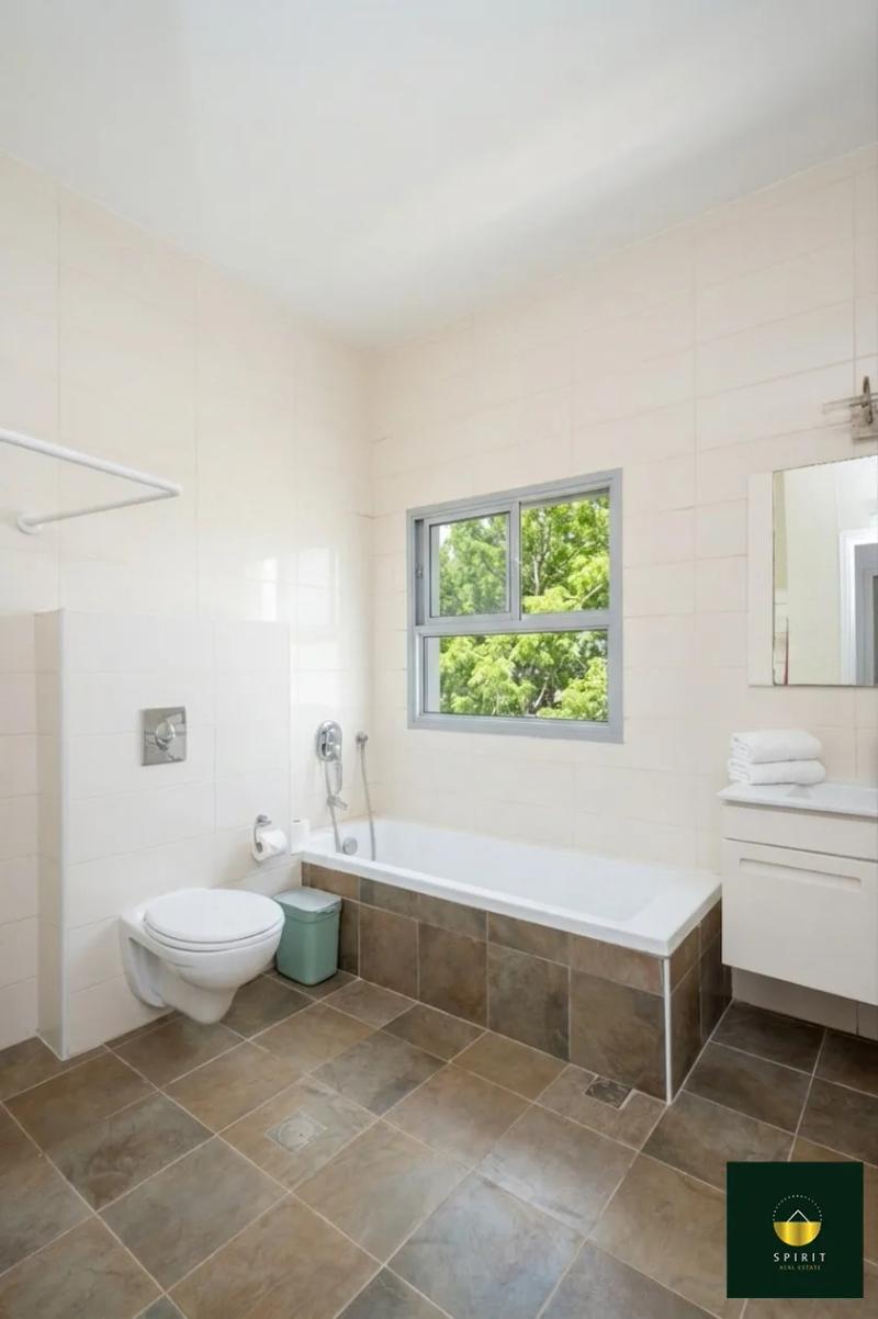 Detached Corner Home with Open Views & Partial Sea View | 8 Rooms – photo 6