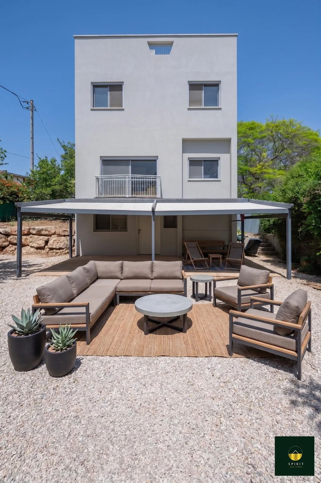 Detached Corner Home with Open Views & Partial Sea View | 8 Rooms, Zichron Yaakov – photo 1