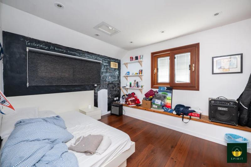 Spacious Semi-Detached Home in Yaakov Neighborhood | 6 Rooms – photo 18
