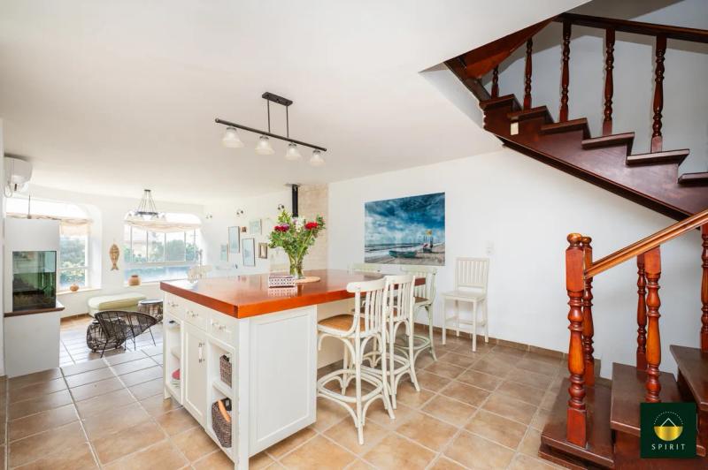 Spacious Semi-Detached Home in Yaakov Neighborhood | 6 Rooms – photo 20